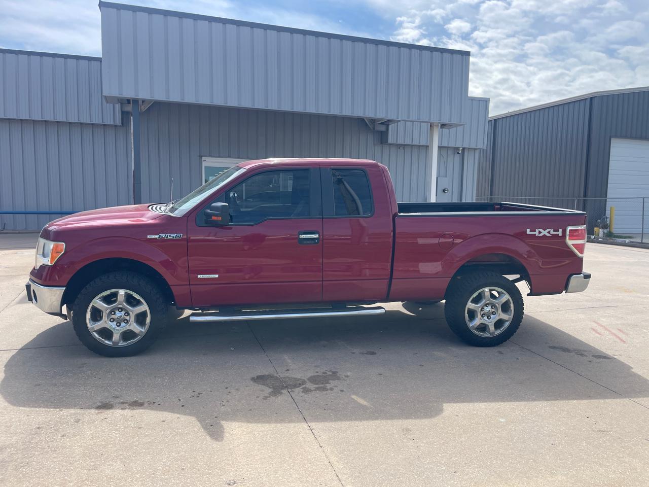 Ford F-150 XLT SuperCab 5.5-ft. Bed 4WD 2013