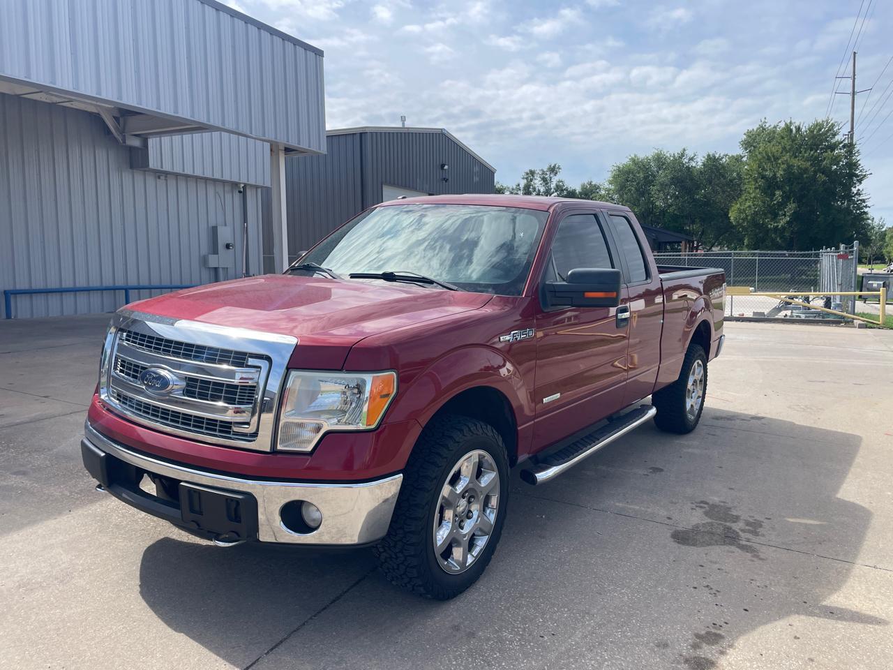 Ford F-150 XLT SuperCab 5.5-ft. Bed 4WD 2013