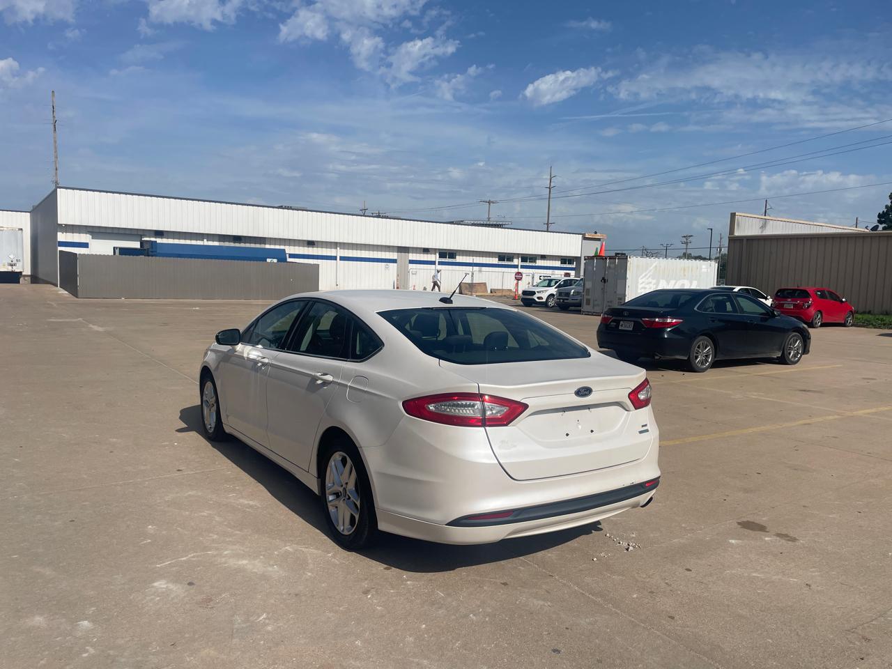 Ford Fusion SE 2013