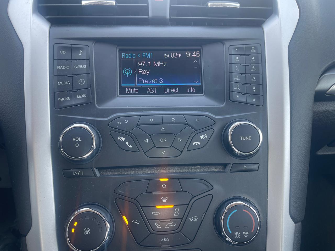 Ford Fusion SE 2013
