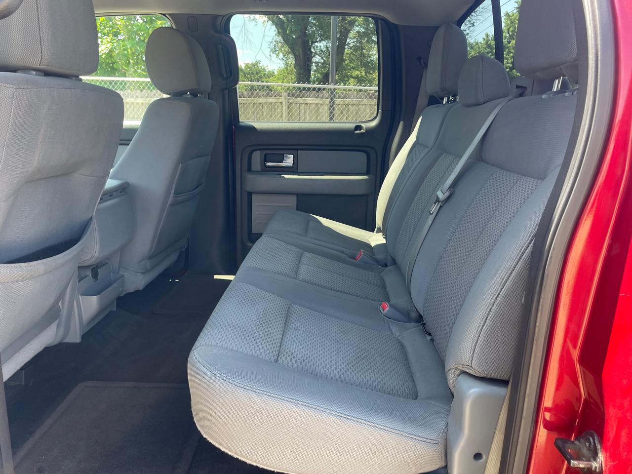 Ford F-150 XLT SuperCrew 4WD 2014