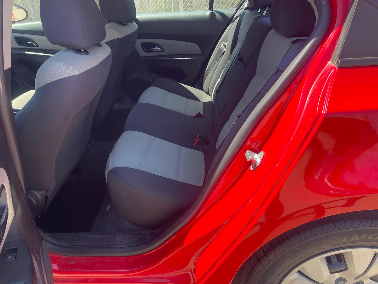 Chevrolet Cruze LS Auto 2014