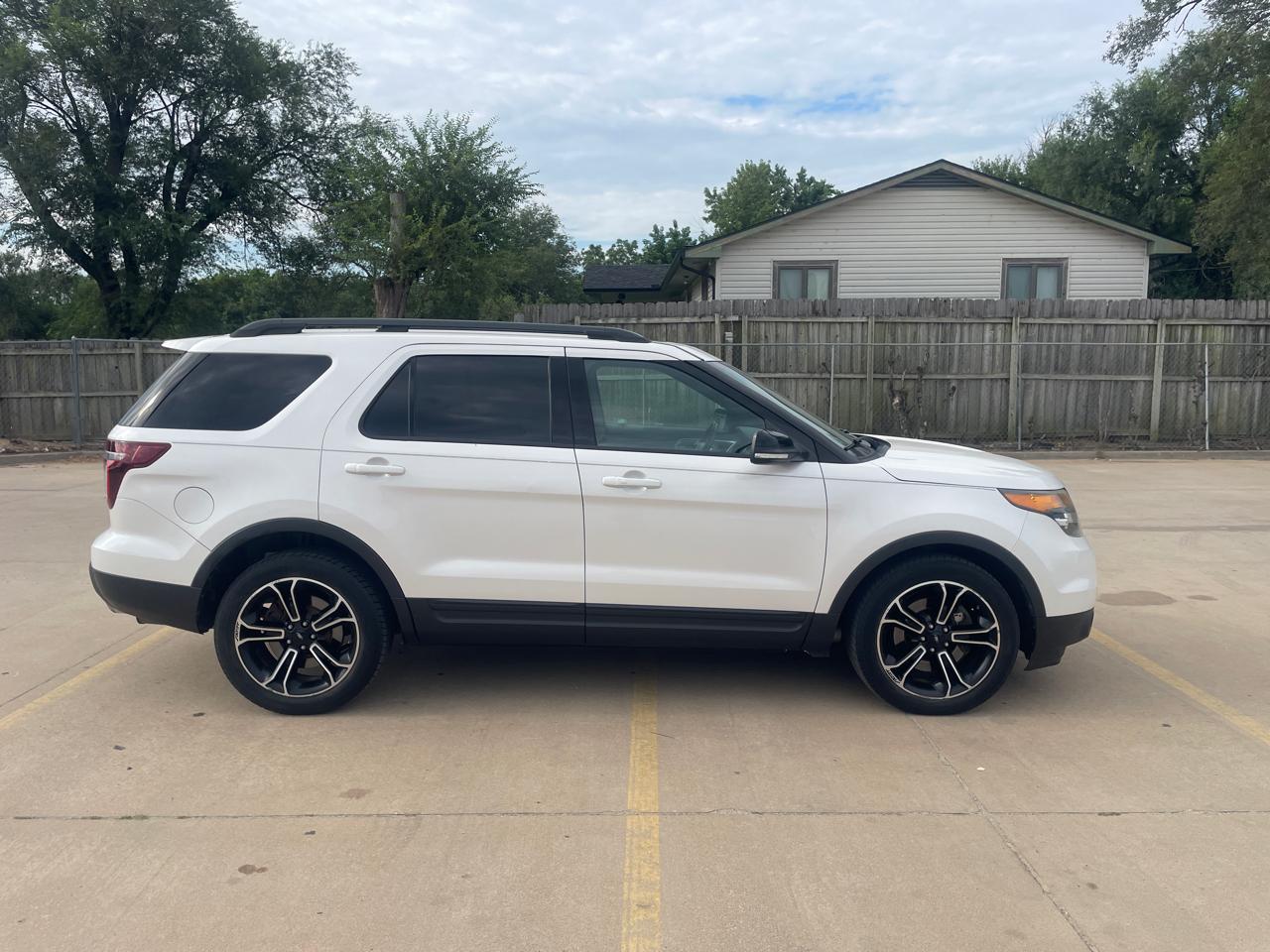 Ford Explorer Sport 4WD 2015