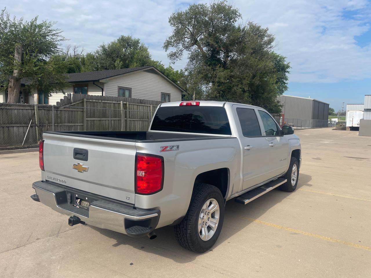Chevrolet Silverado 1500 LT Crew Cab Short Box 4WD 2015
