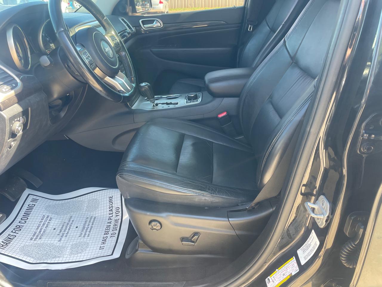 Jeep Grand Cherokee Laredo 4WD 2012