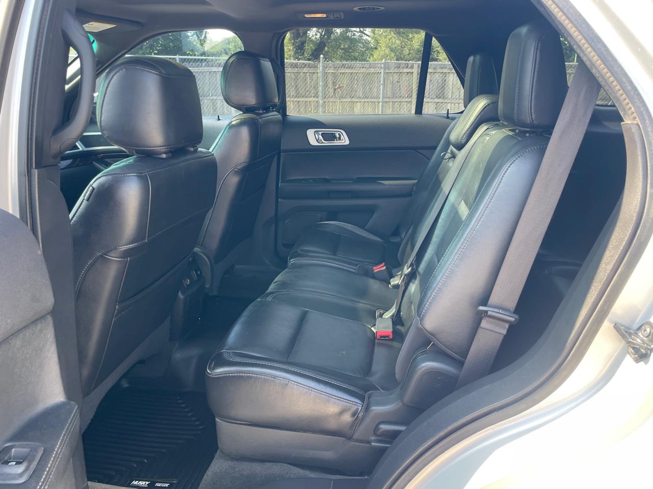 Ford Explorer Limited FWD 2011
