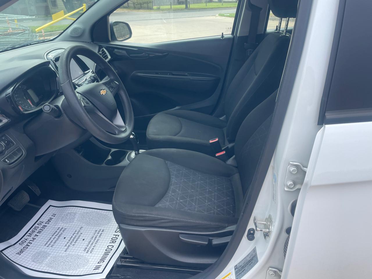 Chevrolet Spark 1LT 2020