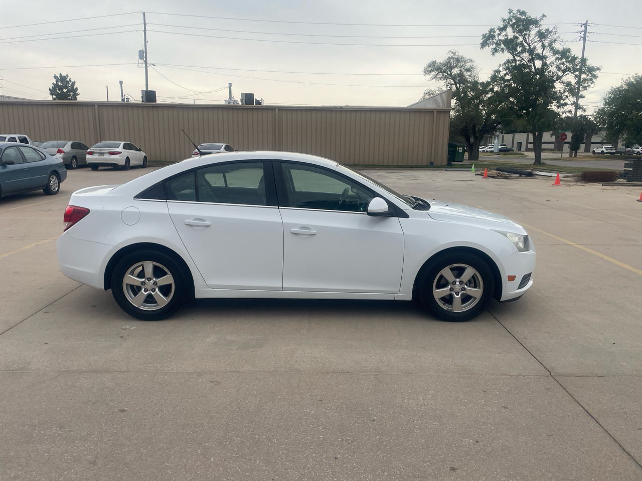Chevrolet Cruze 1LT 2012