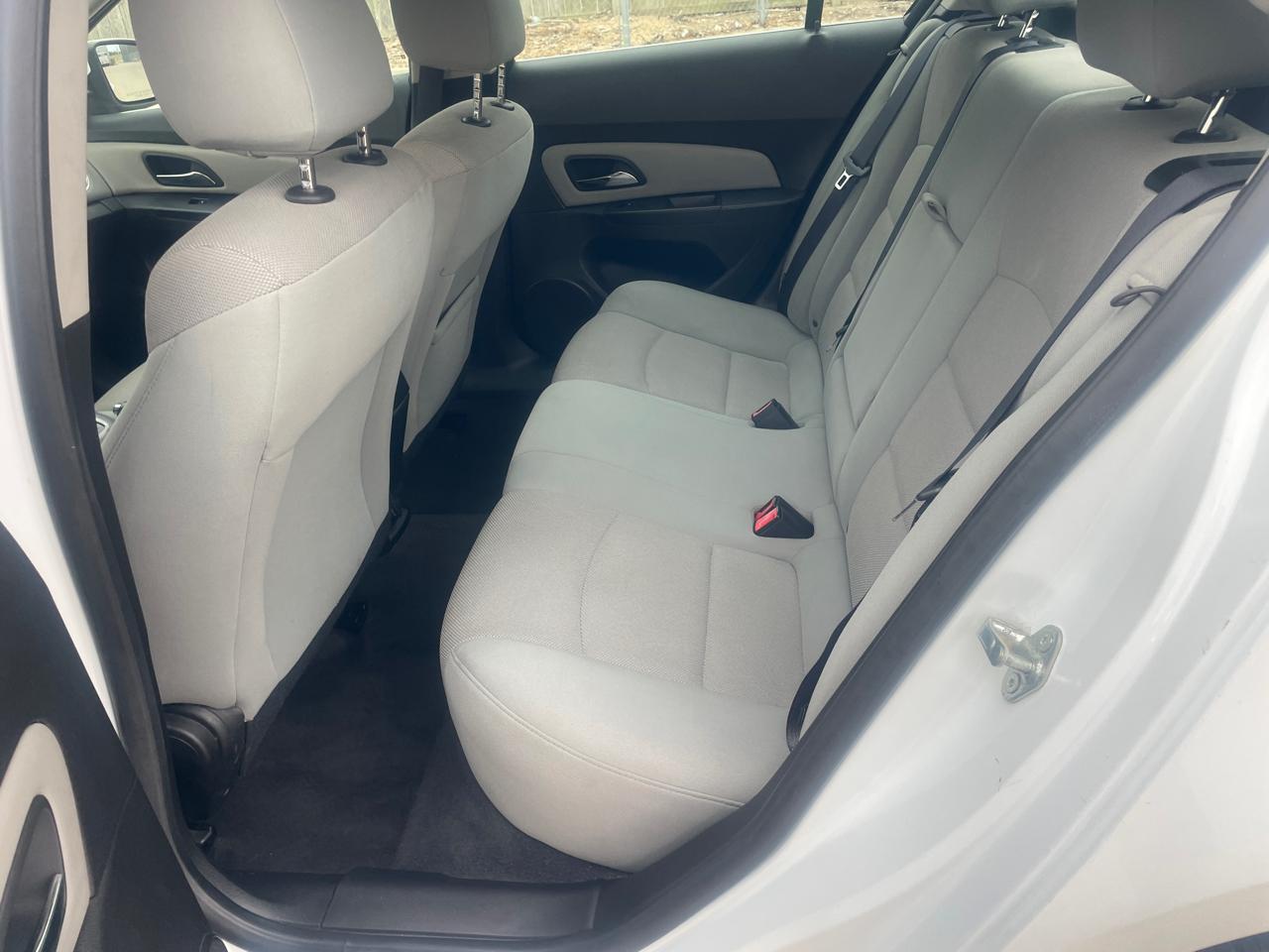 Chevrolet Cruze 1LT 2012