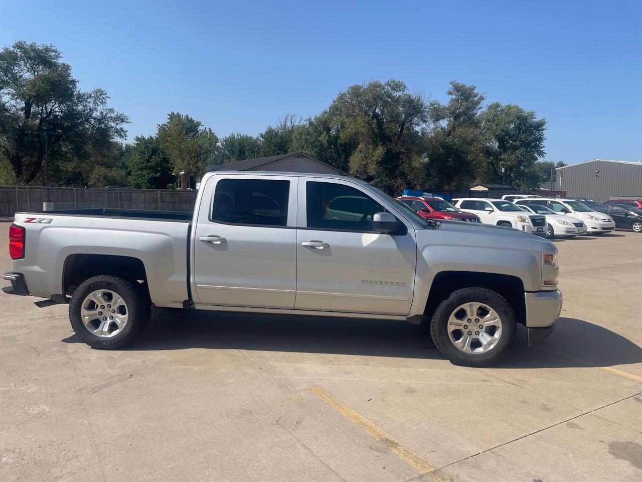 Chevrolet Silverado 1500 LT Crew Cab 4WD 2018