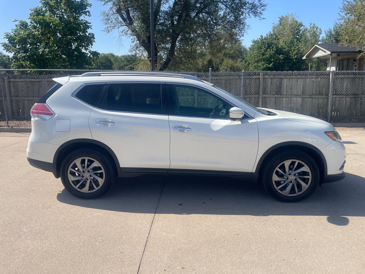 Nissan Rogue SV AWD 2015