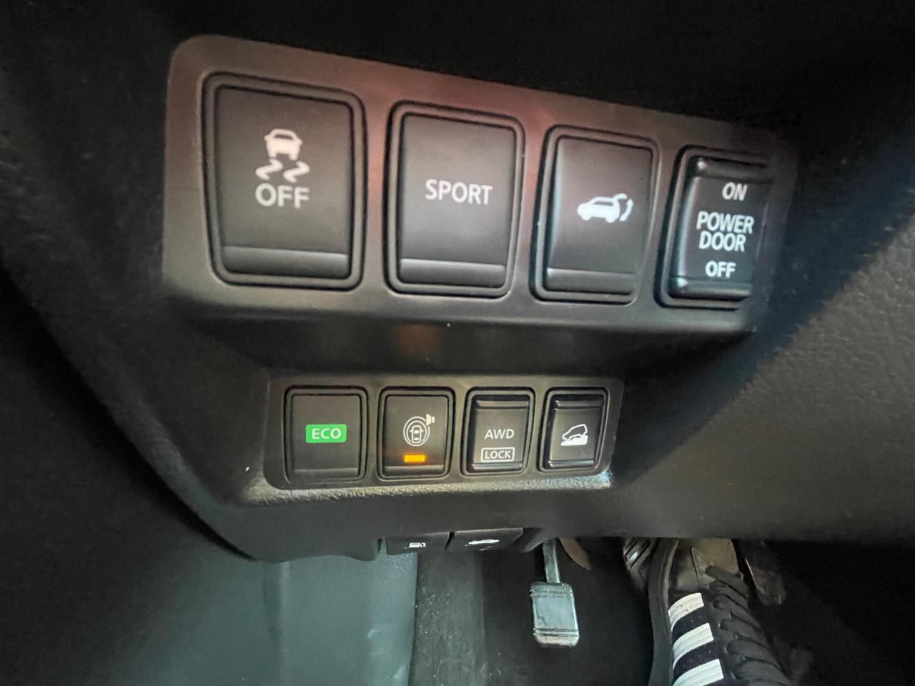 Nissan Rogue SV AWD 2015
