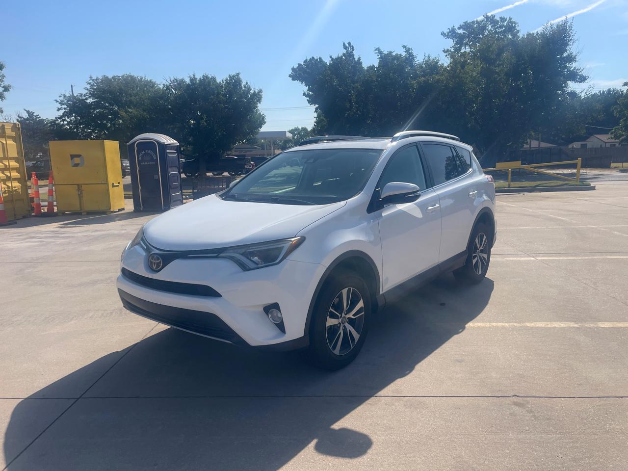 Toyota RAV4 XLE AWD 2018