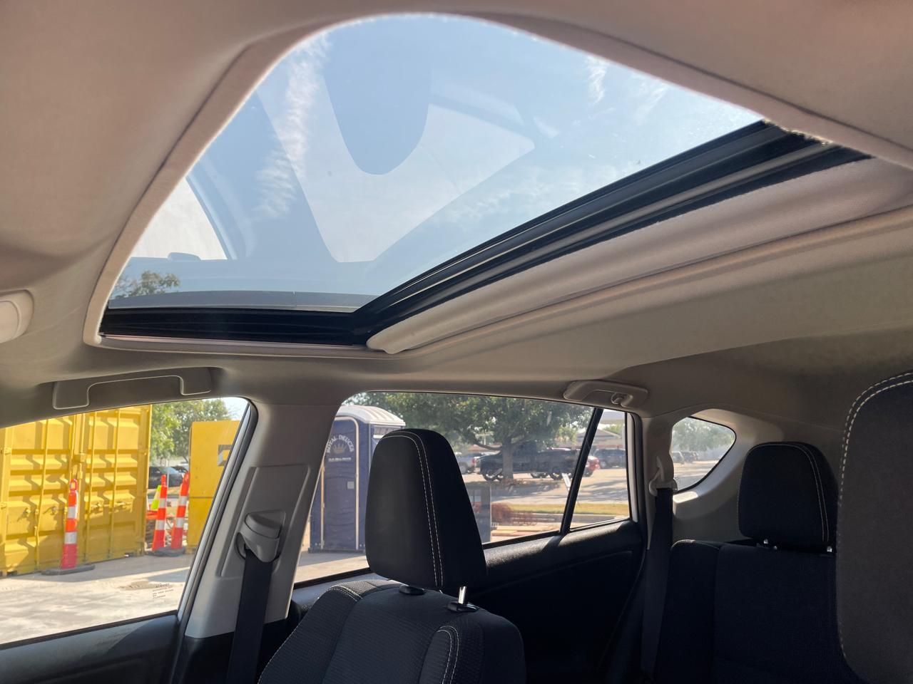 Toyota RAV4 XLE AWD 2018