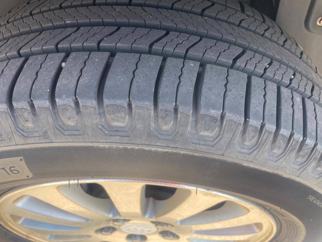 Buick Lucerne CX 2008