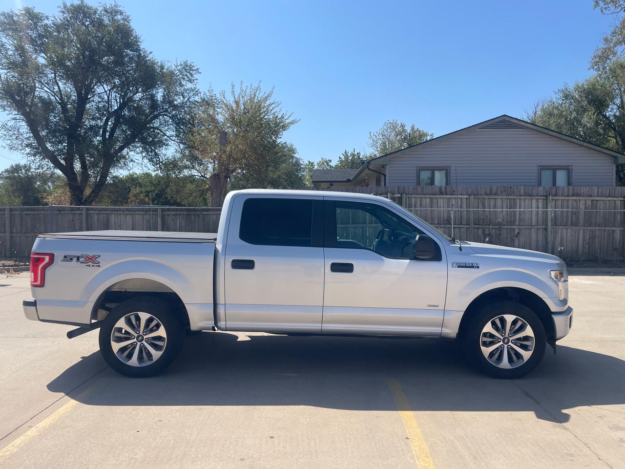 Ford F-150 Supercab 145" XL 4WD 2017