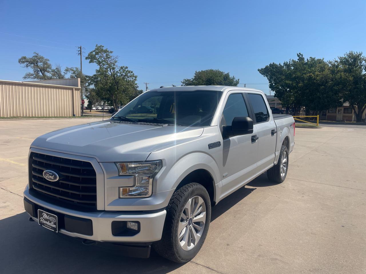Ford F-150 Supercab 145" XL 4WD 2017