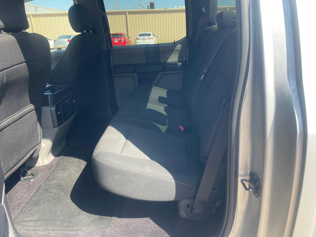 Ford F-150 Supercab 145" XL 4WD 2017