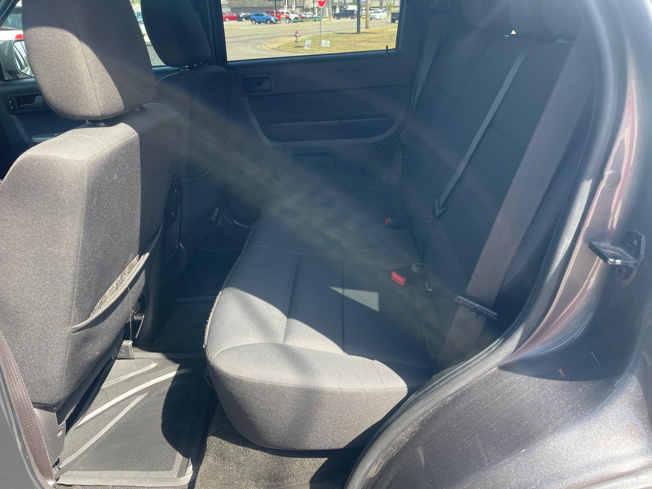 Ford Escape XLT 4WD 2012