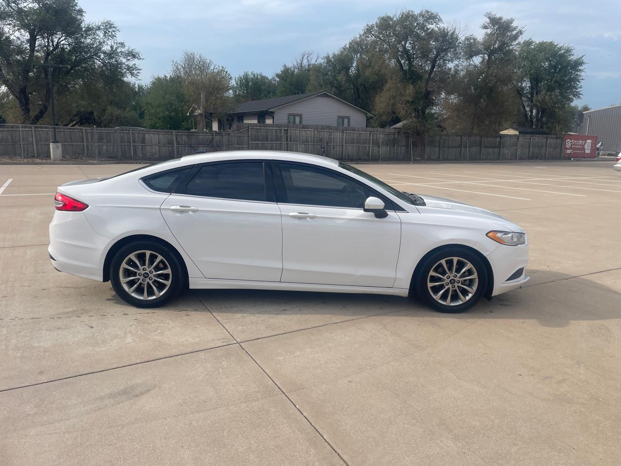 Ford Fusion SE 2017