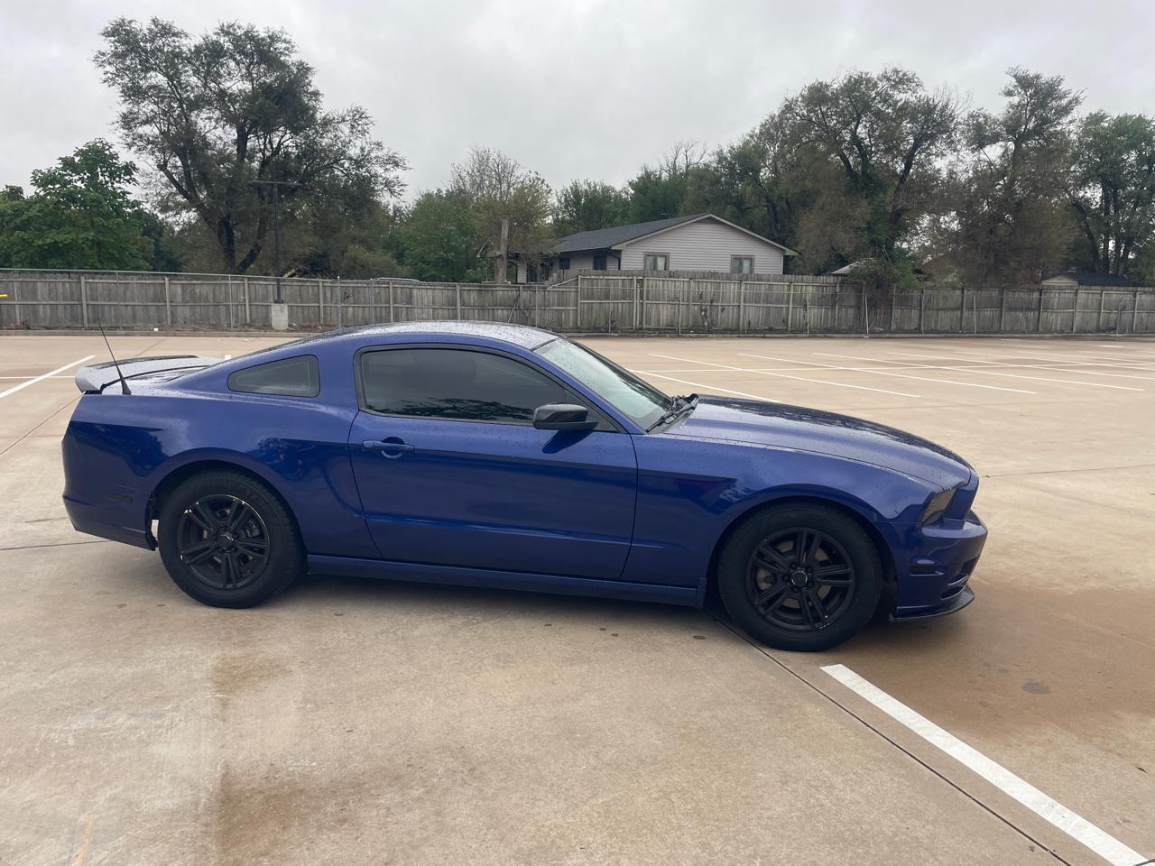Ford Mustang V6 Coupe 2014