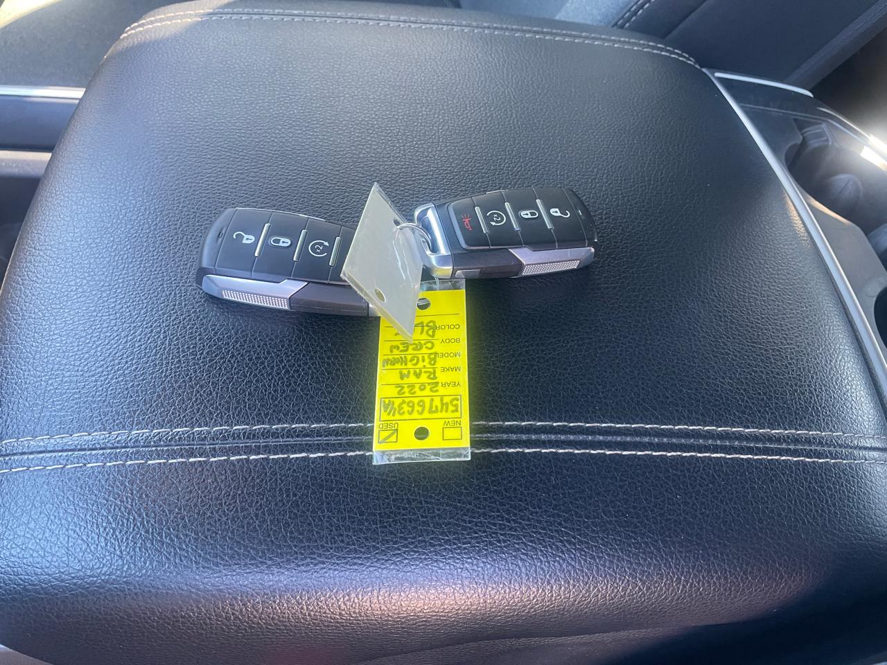 RAM 1500 Big Horn Crew Cab 4WD 2022