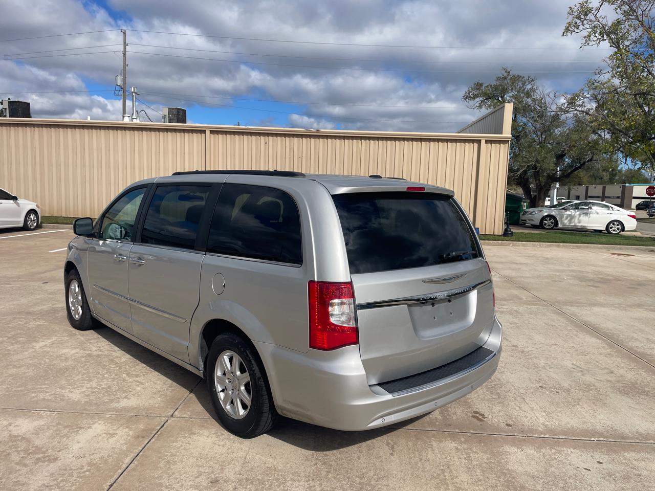 Chrysler Town & Country Touring 2011
