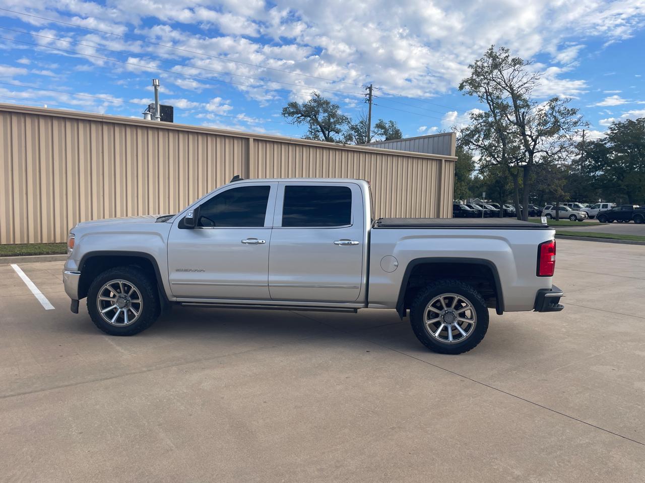 GMC Sierra 1500 SLT Crew Cab Short Box 4WD 2015