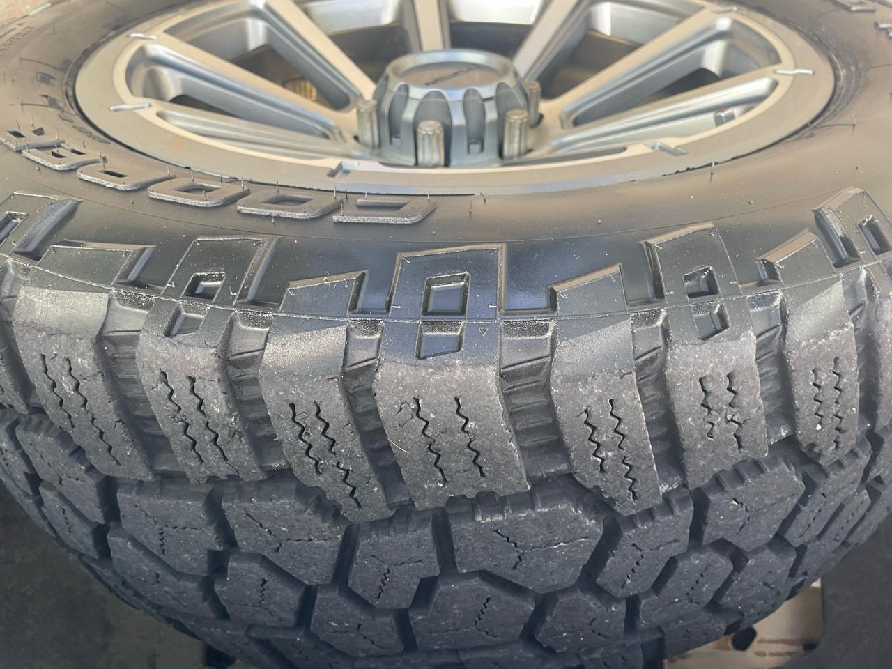 GMC Sierra 1500 SLT Crew Cab Short Box 4WD 2015