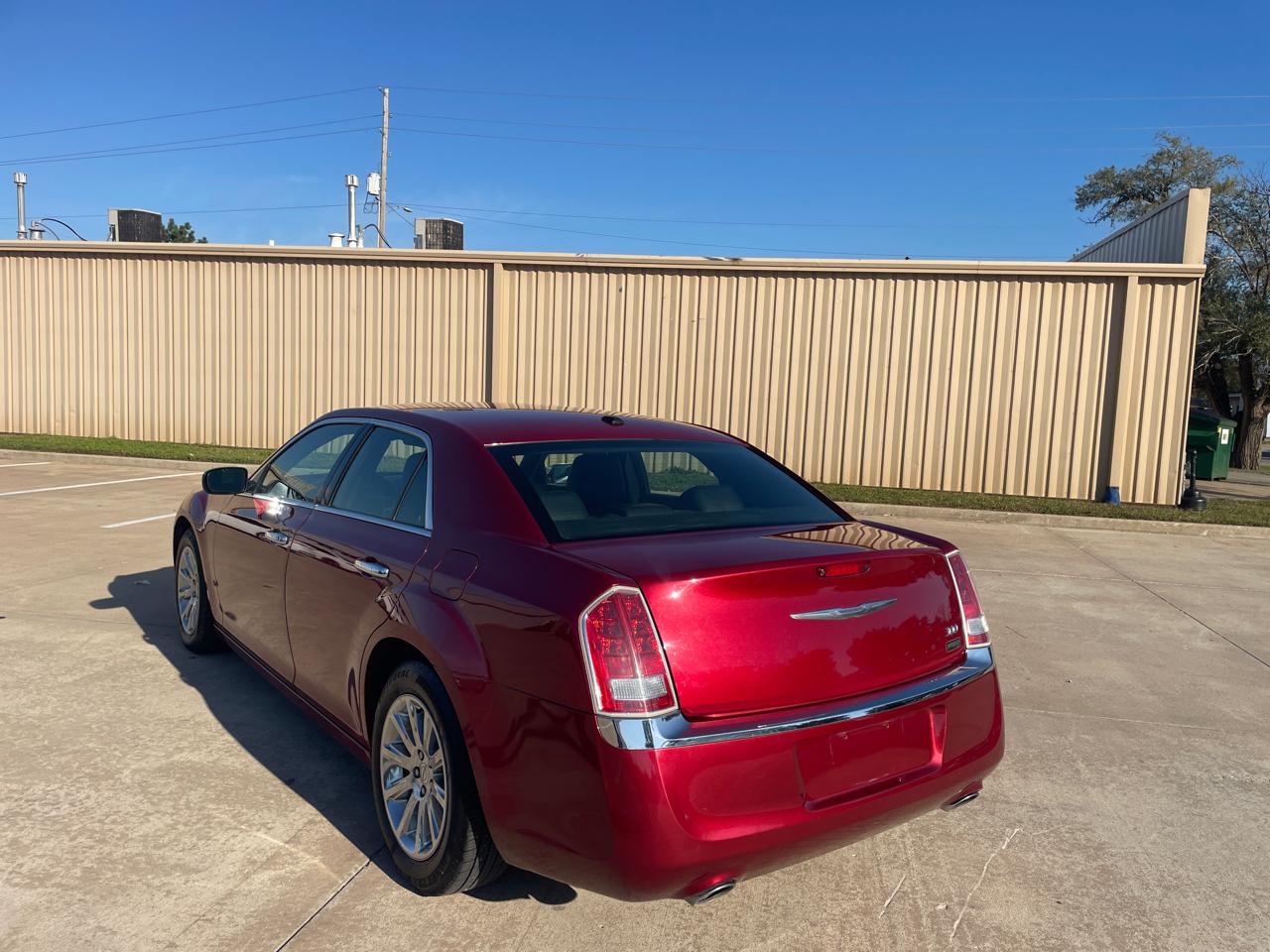 Chrysler 300  2012