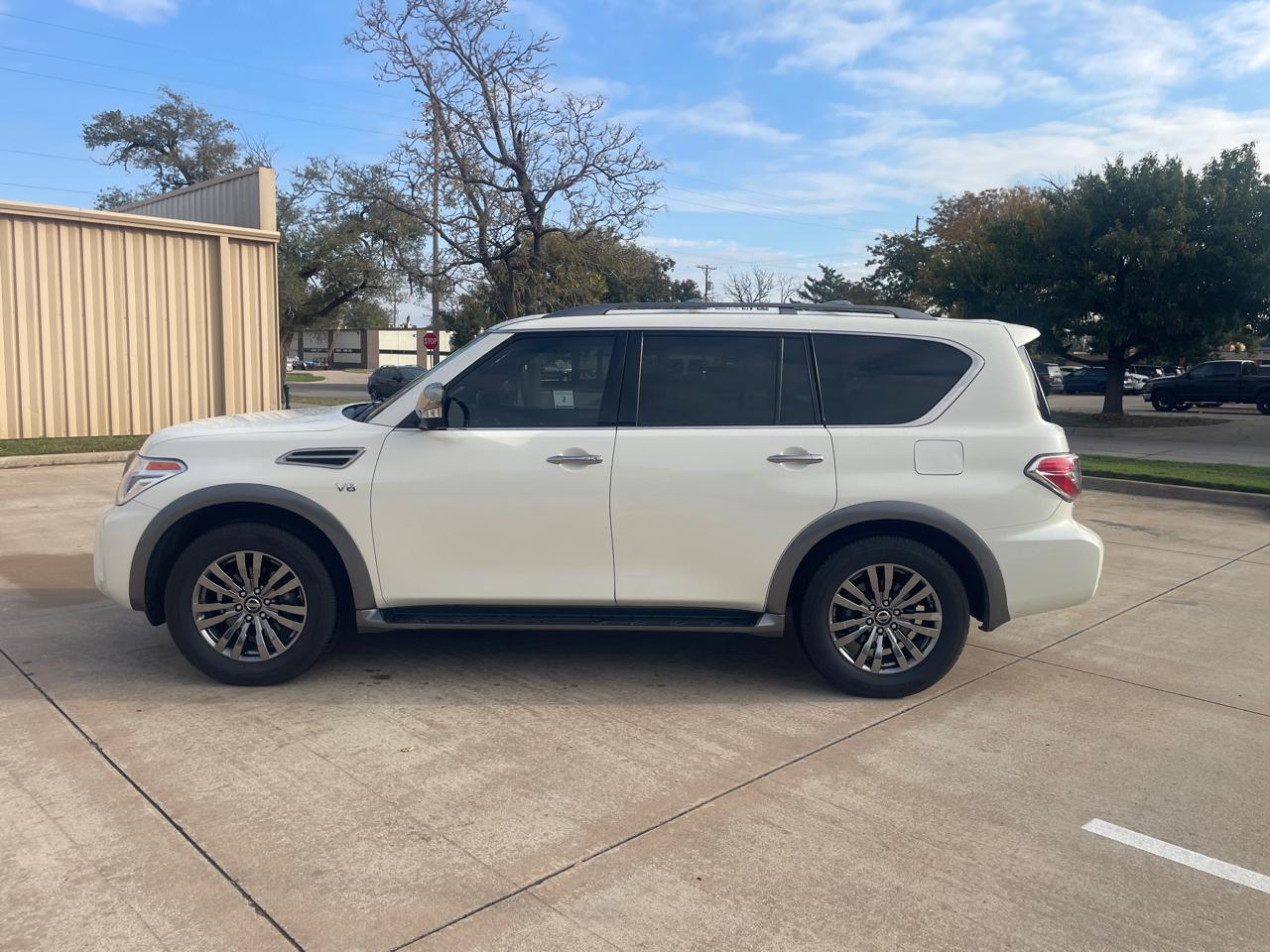 Nissan Armada Platinum 2018