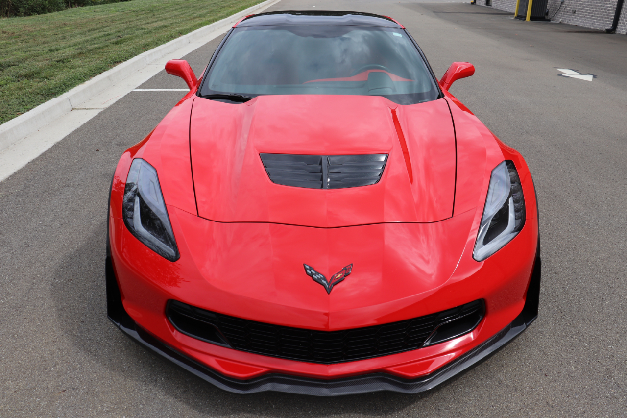 2015 Chevrolet Corvette Z06 Coupe 3LZ photo 2