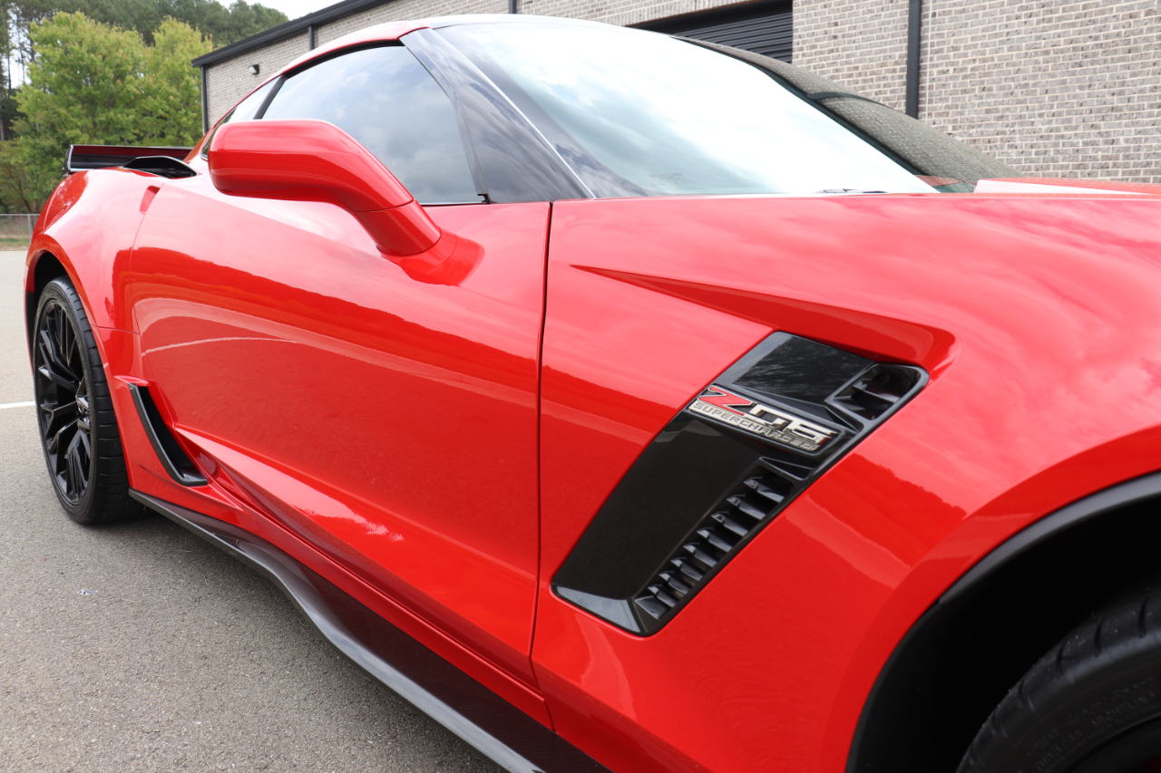 2015 Chevrolet Corvette Z06 Coupe 3LZ photo 23