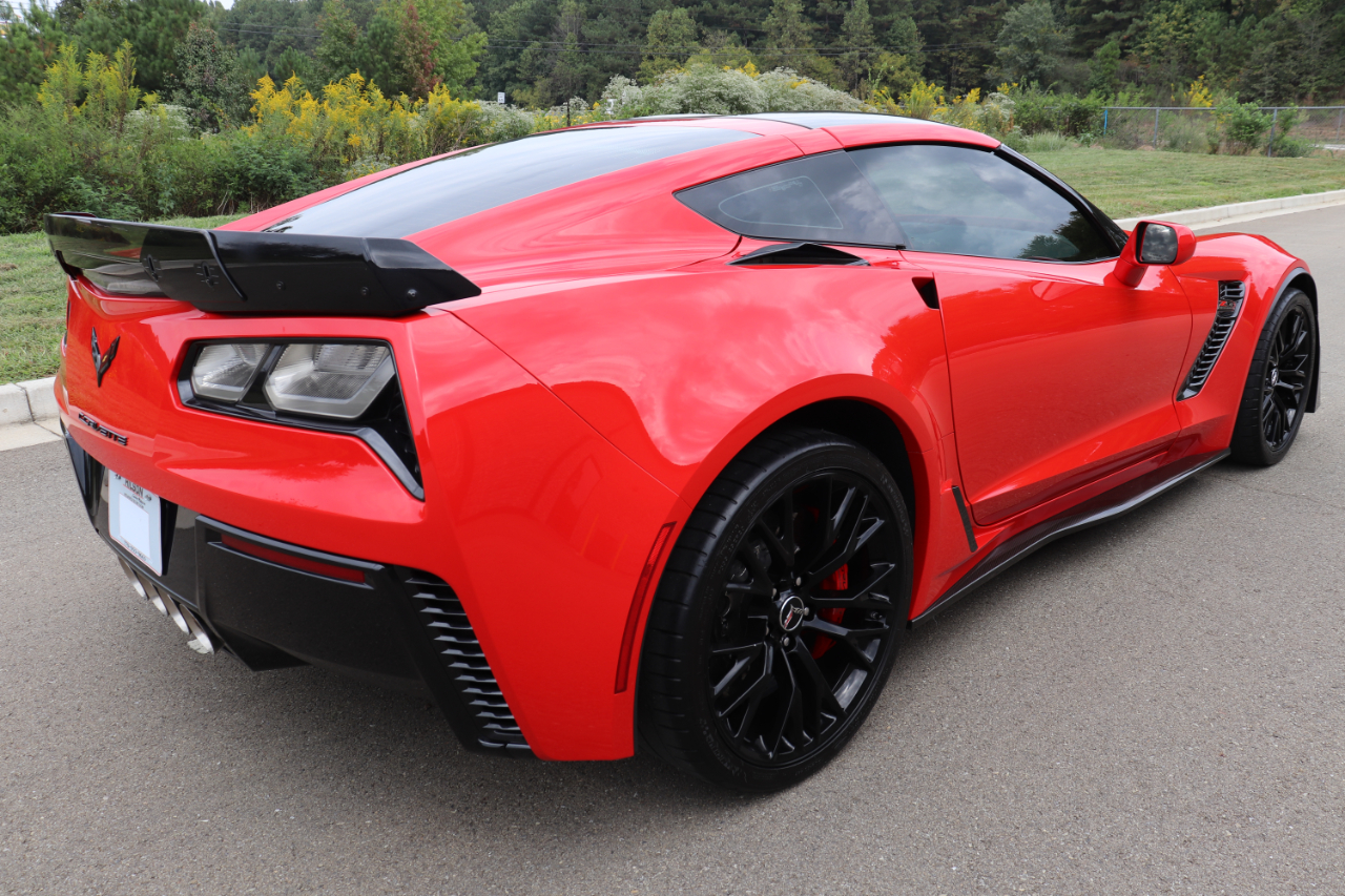 2015 Chevrolet Corvette Z06 Coupe 3LZ photo 18