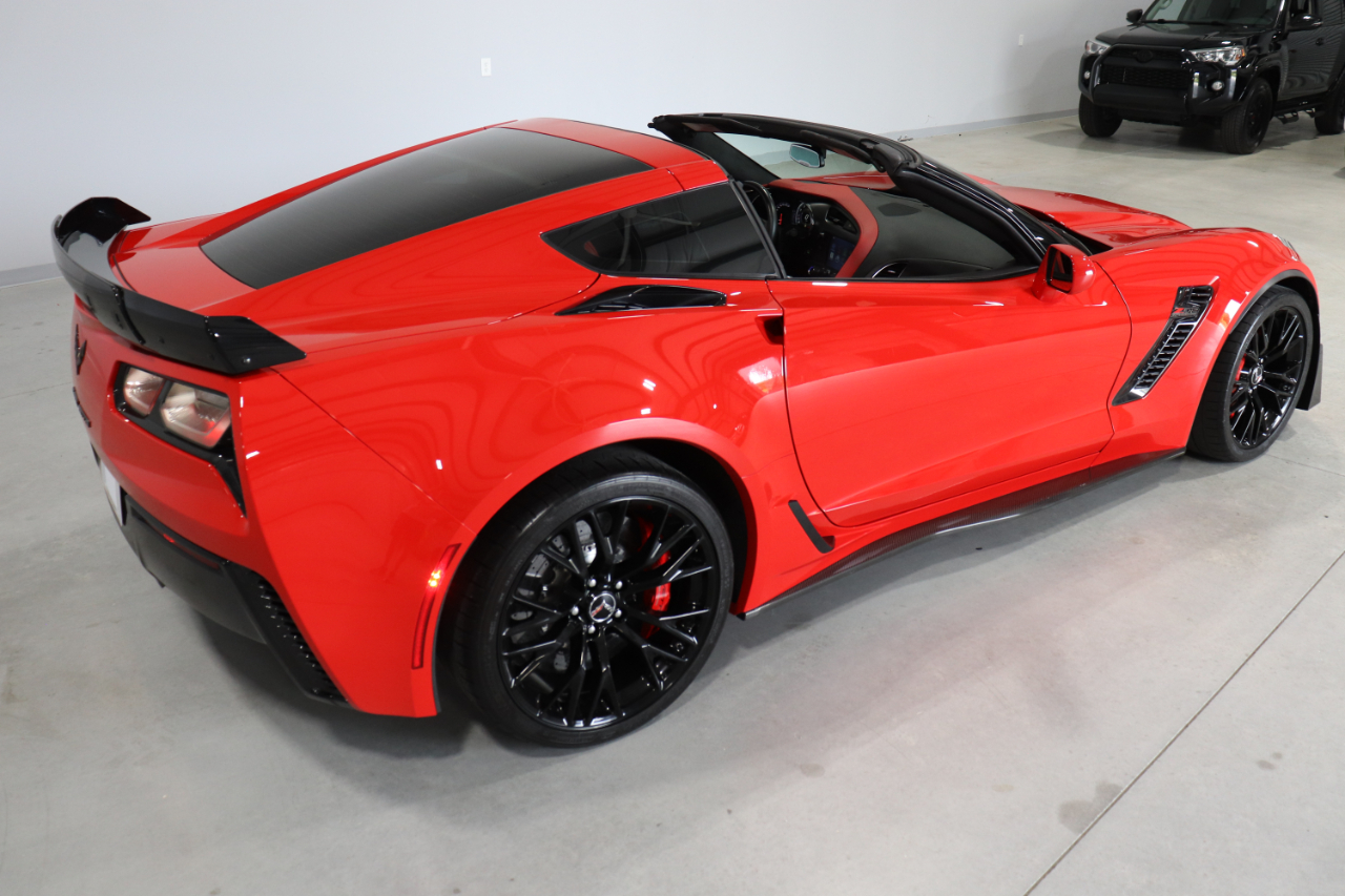 2015 Chevrolet Corvette Z06 Coupe 3LZ photo 25