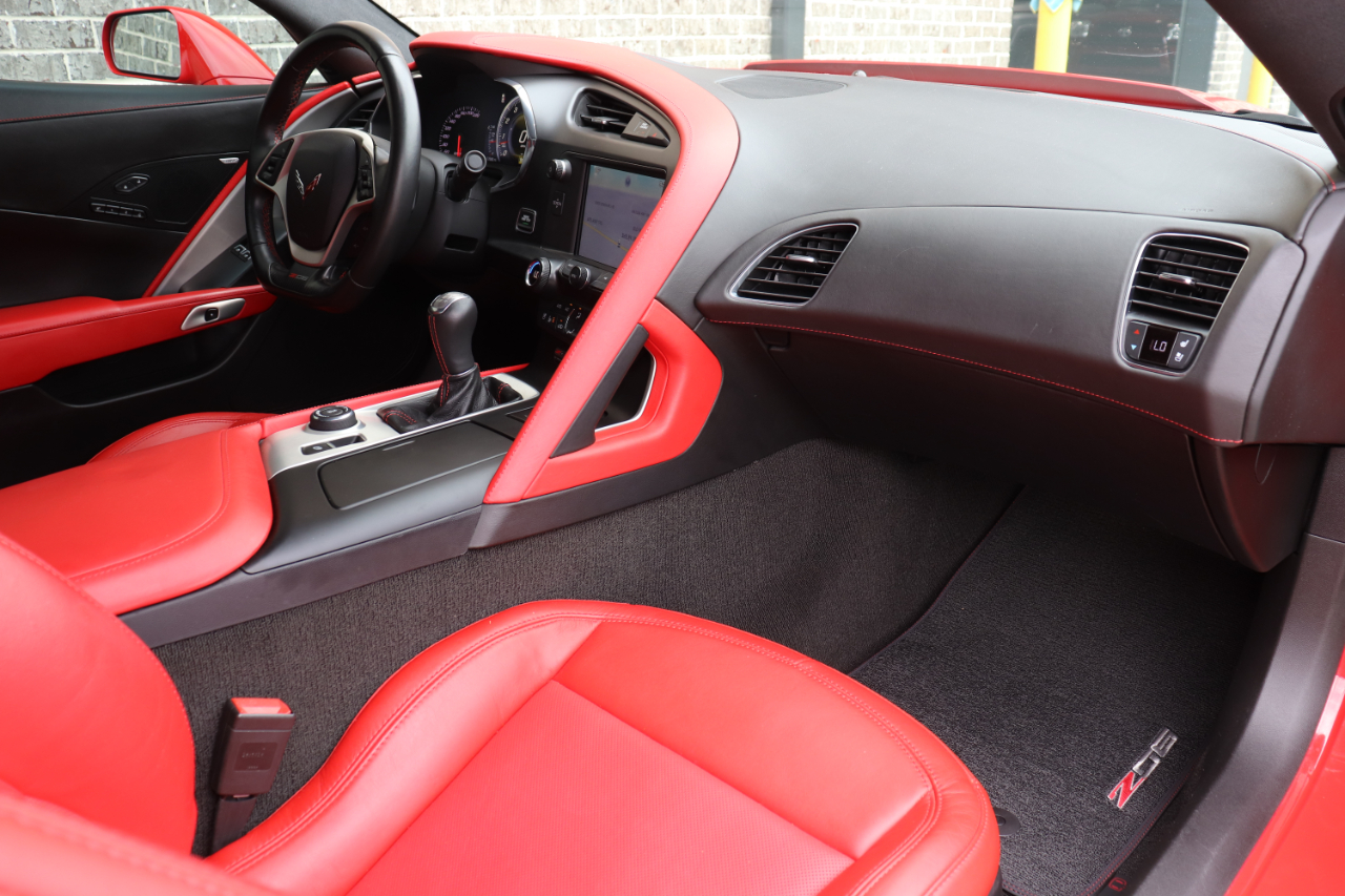 2015 Chevrolet Corvette Z06 Coupe 3LZ photo 31