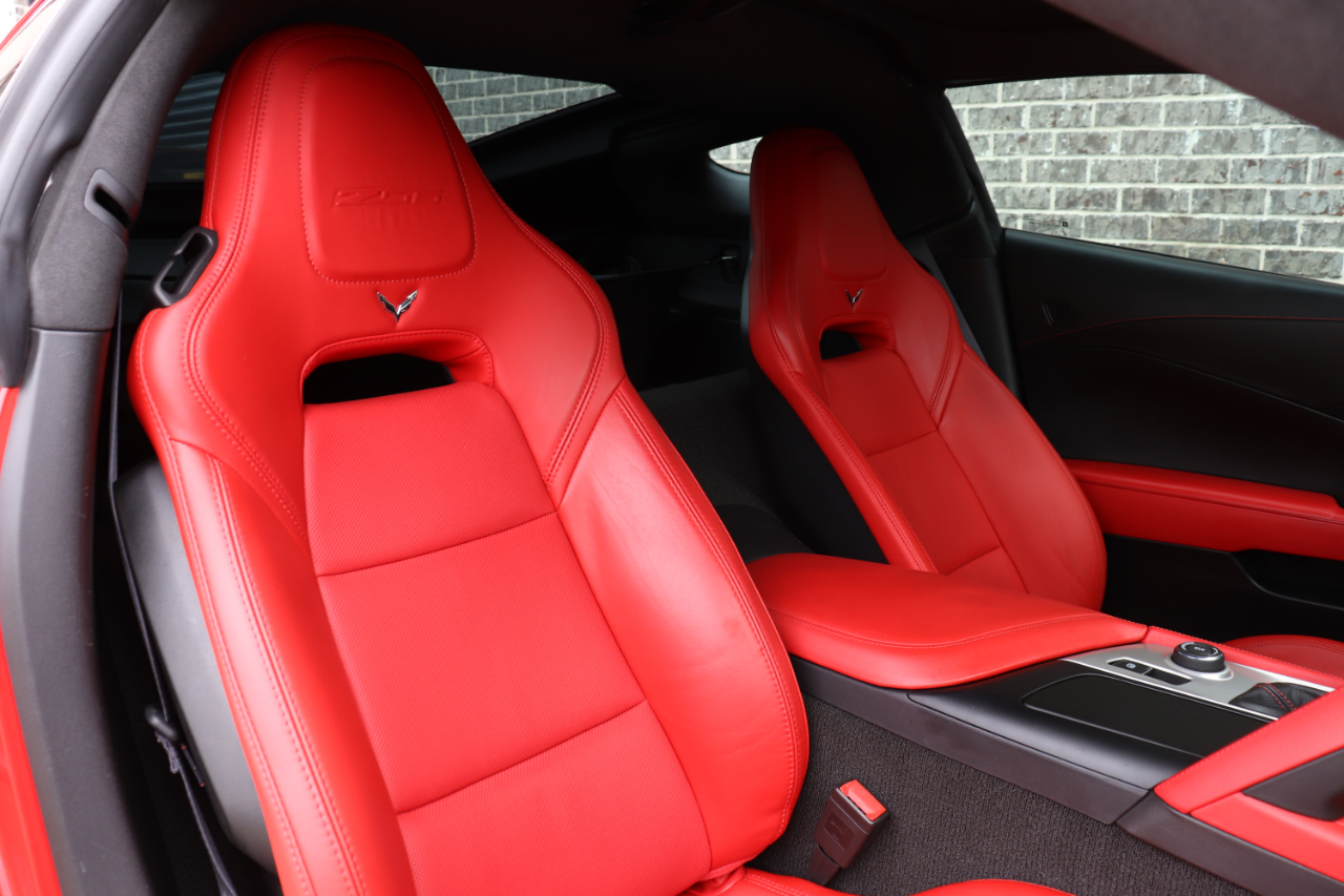 2015 Chevrolet Corvette Z06 Coupe 3LZ photo 33
