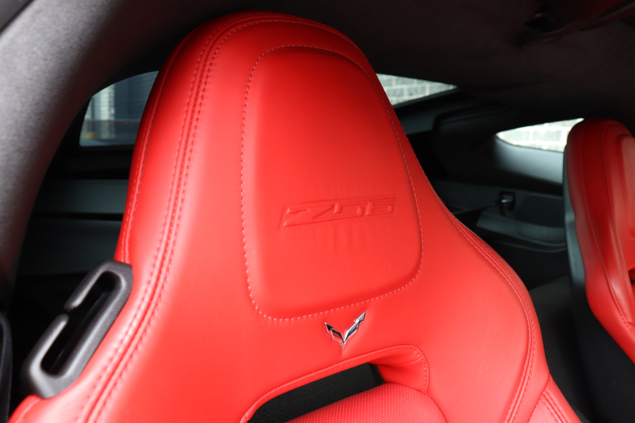 2015 Chevrolet Corvette Z06 Coupe 3LZ photo 39