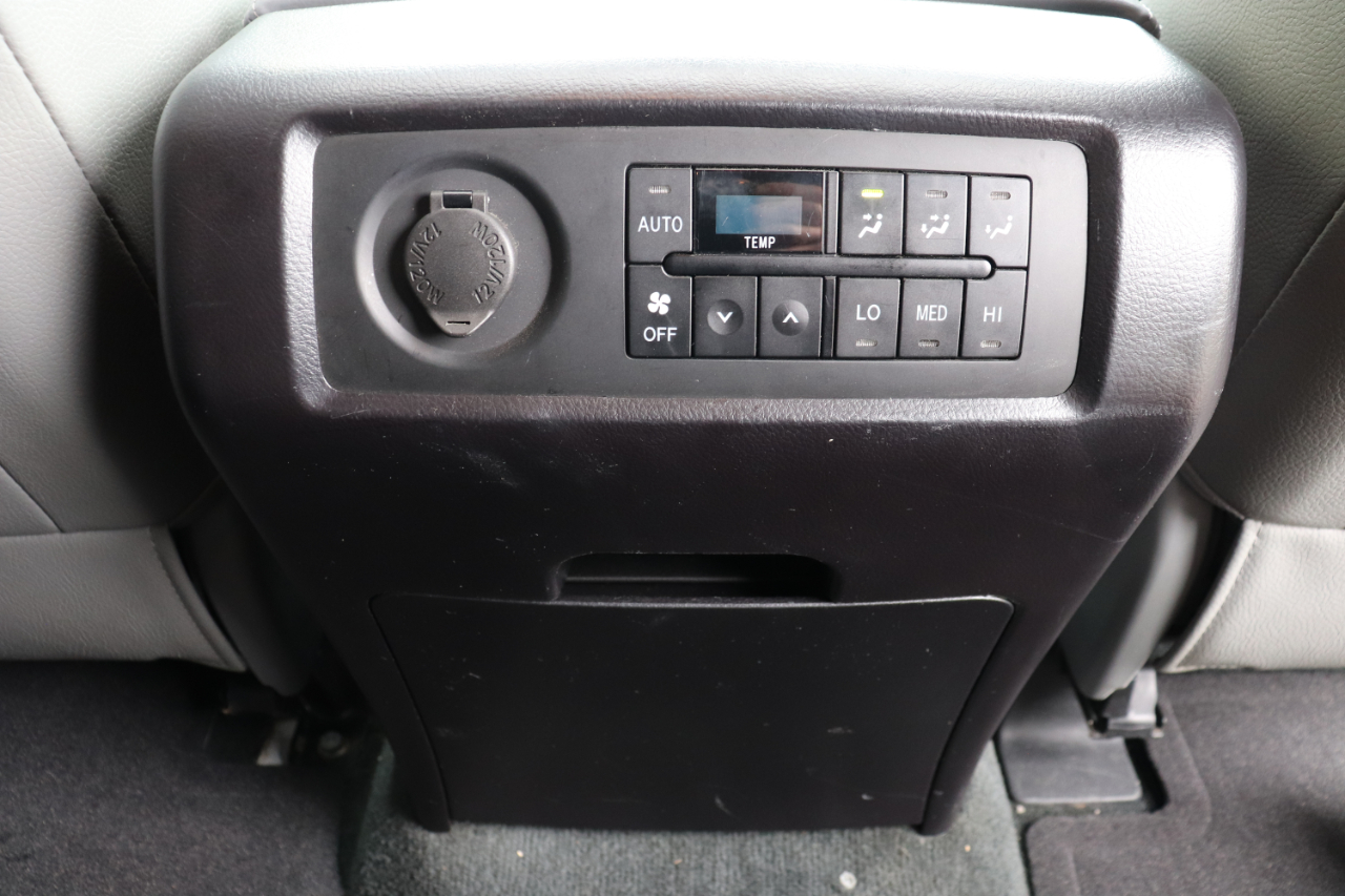 Toyota Sequoia Limited 2WD 2018 Toyota Sequoia Limited 2WD 2018