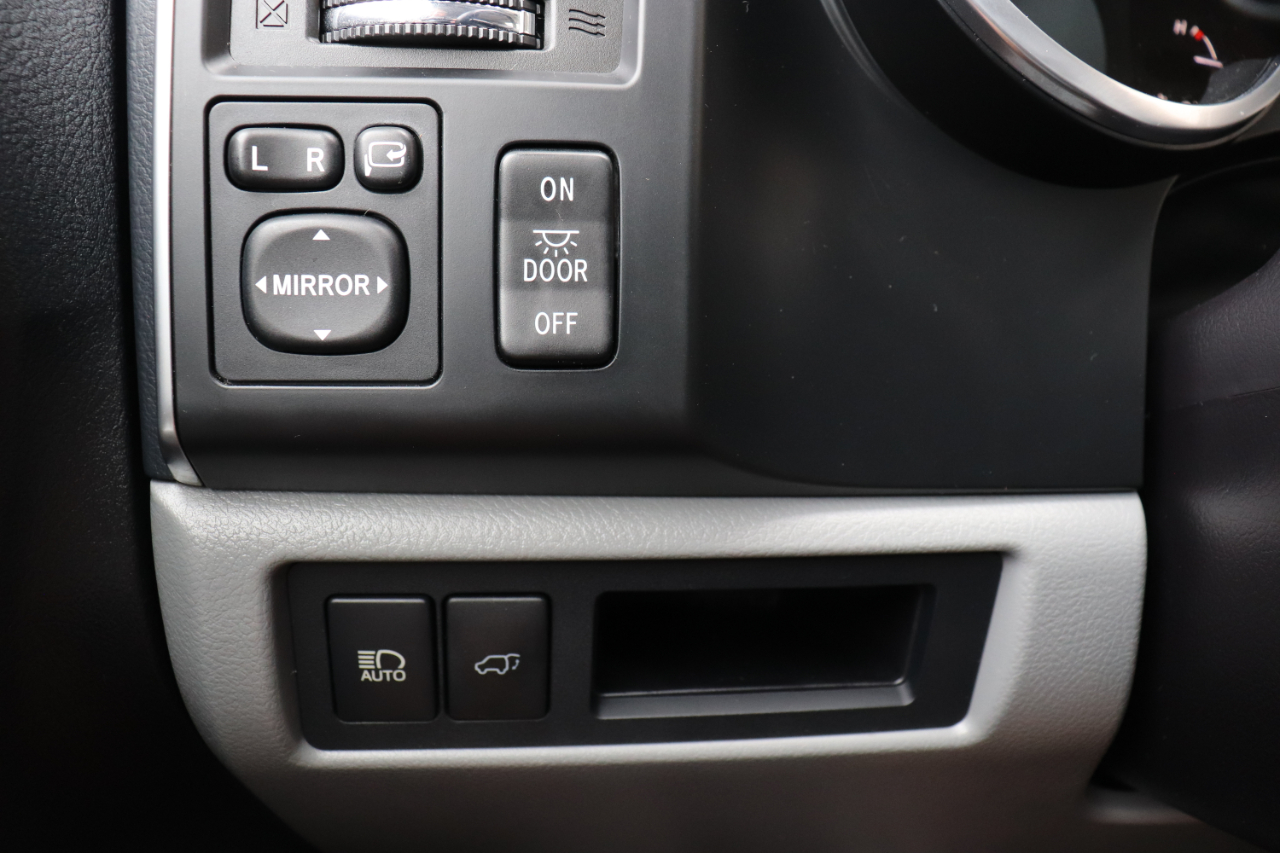 Toyota Sequoia Limited 2WD 2018 Toyota Sequoia Limited 2WD 2018