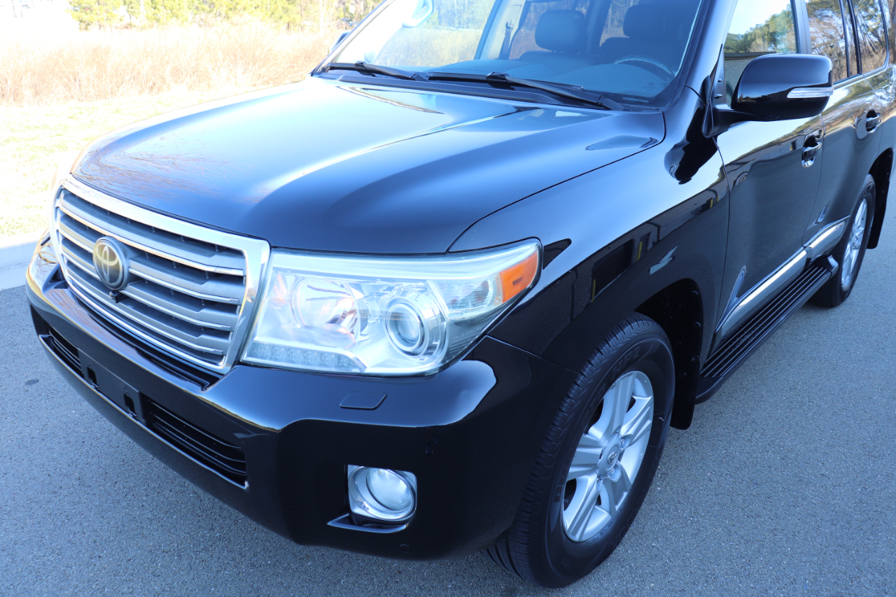 Toyota Land Cruiser 4WD 2013