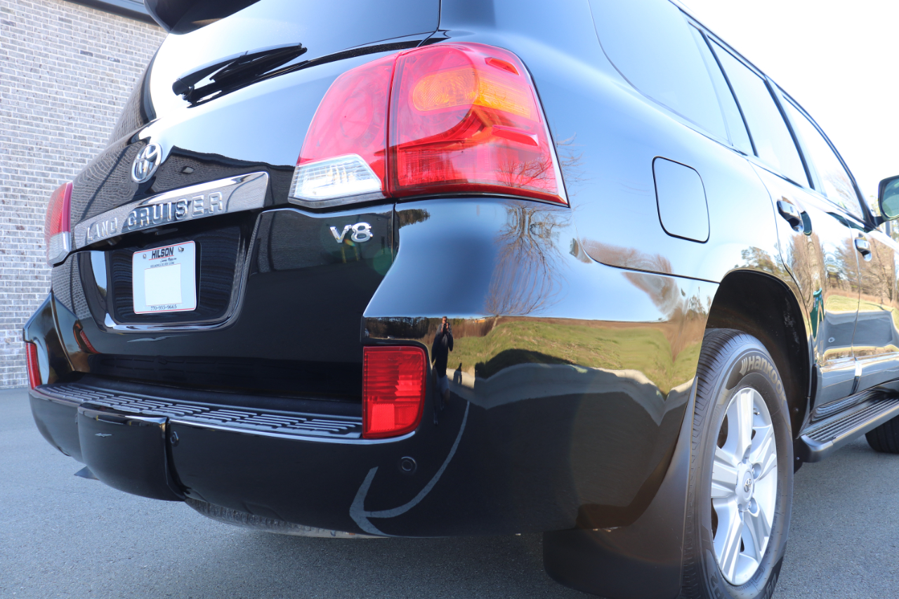 Toyota Land Cruiser 4WD 2013