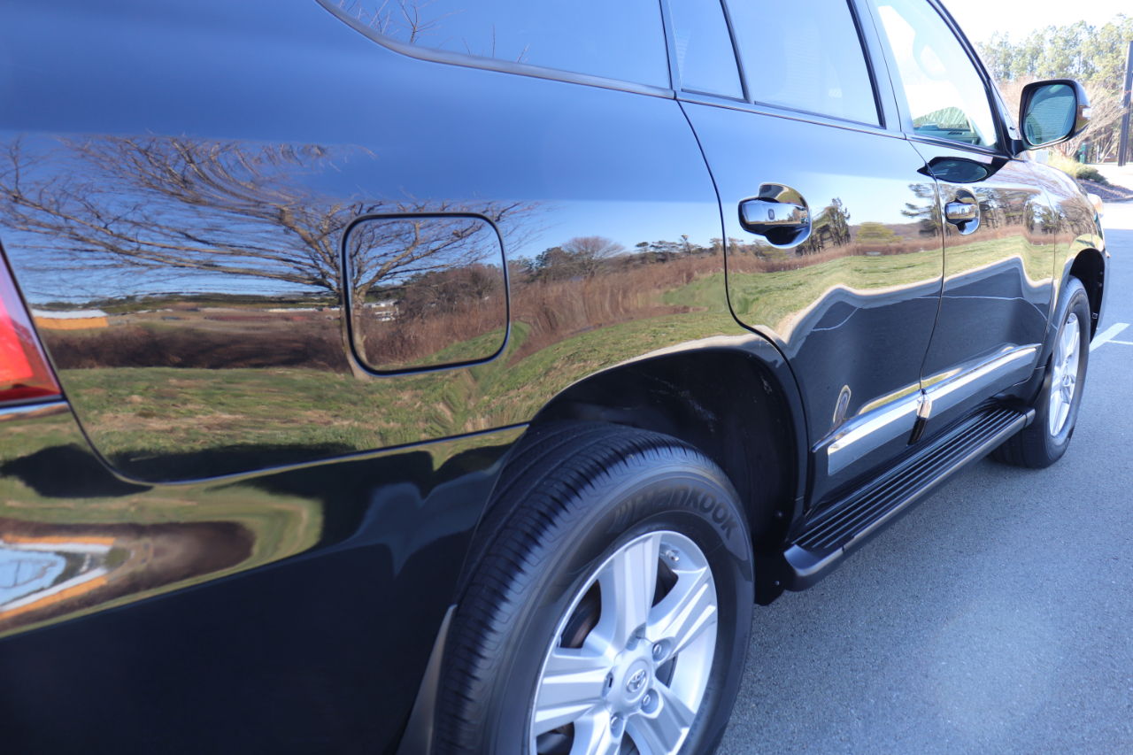 Toyota Land Cruiser 4WD 2013