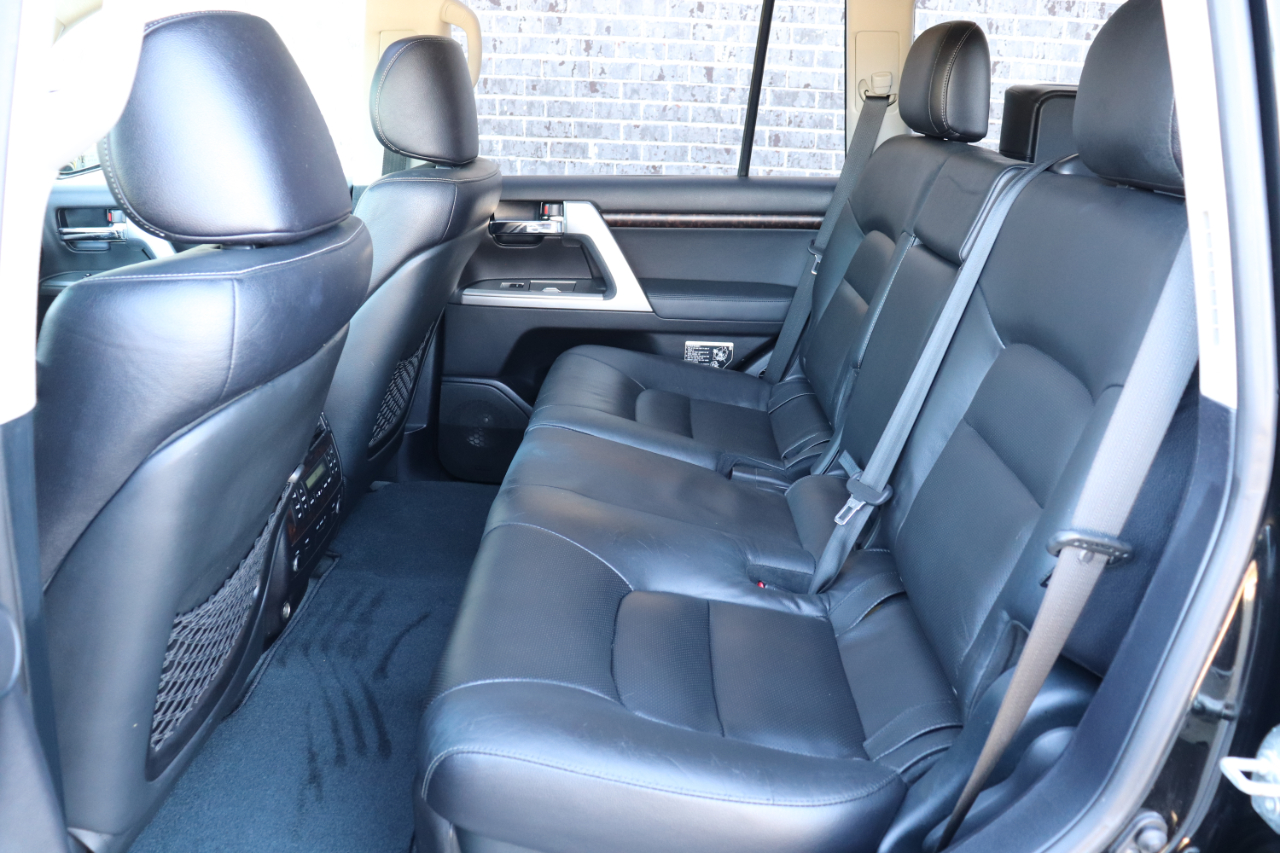 Toyota Land Cruiser 4WD 2013