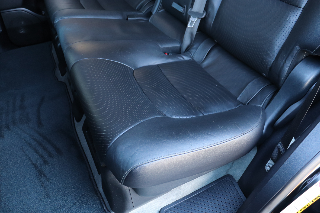 Toyota Land Cruiser 4WD 2013