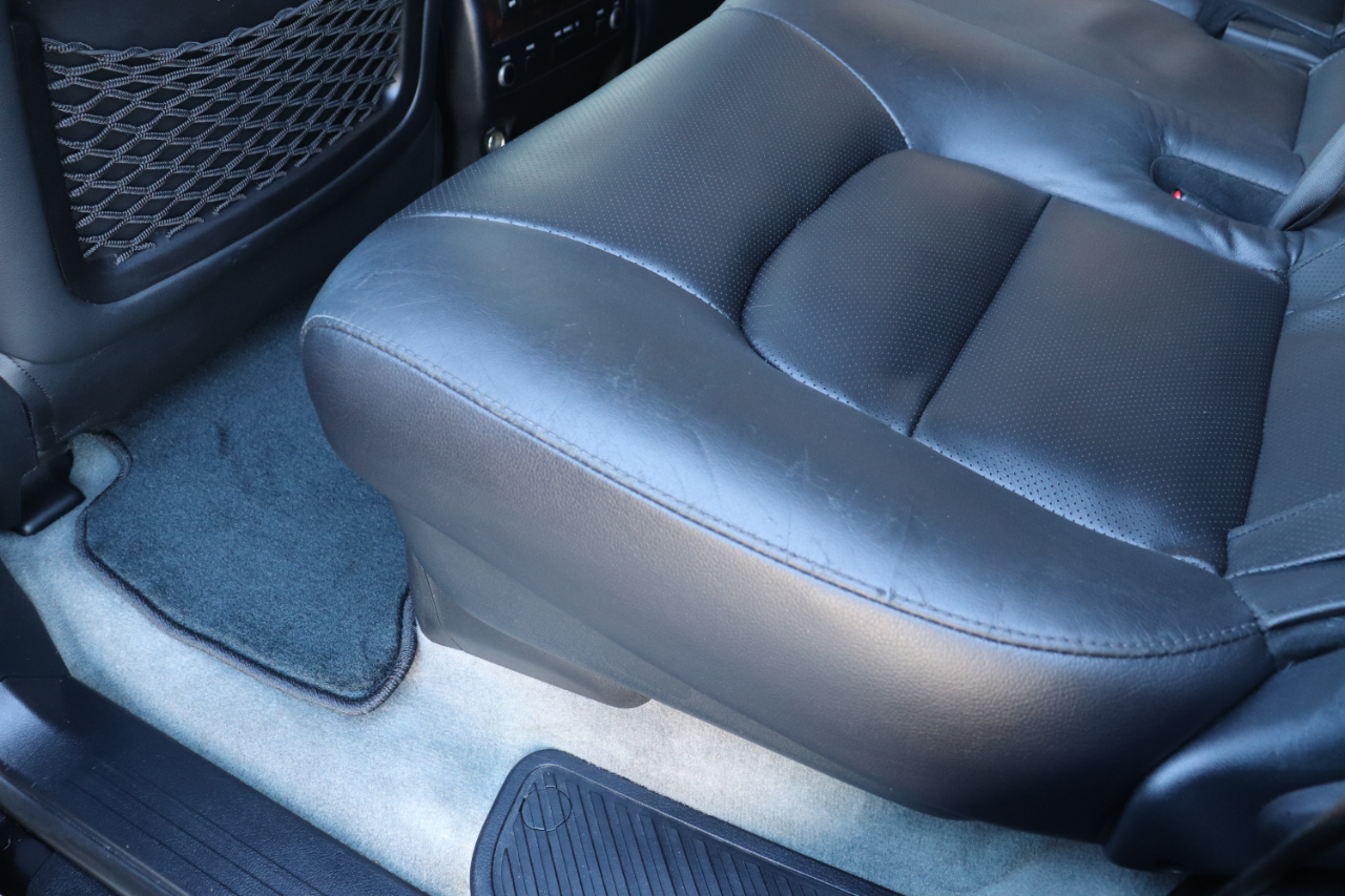 Toyota Land Cruiser 4WD 2013