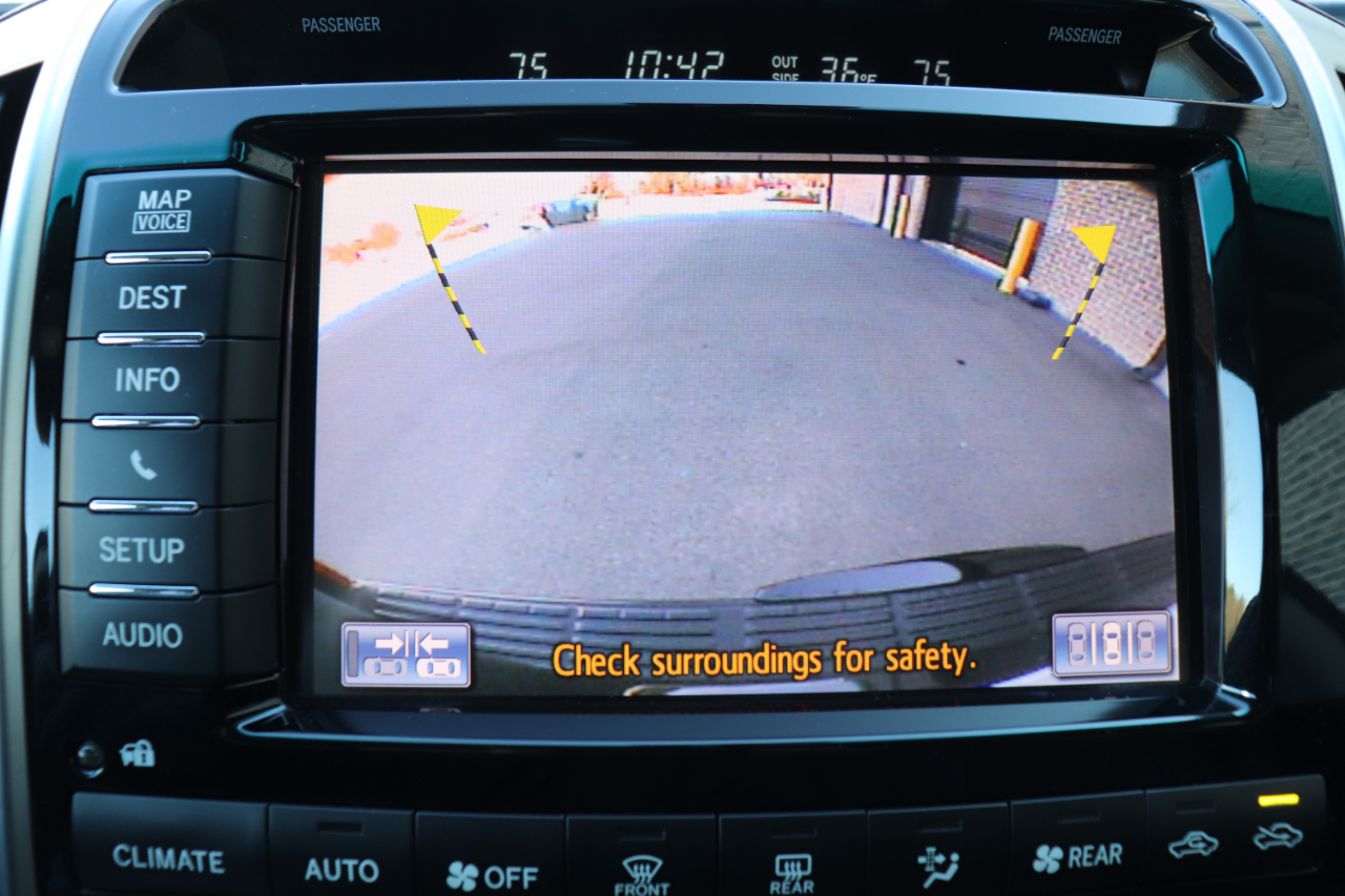 Toyota Land Cruiser 4WD 2013