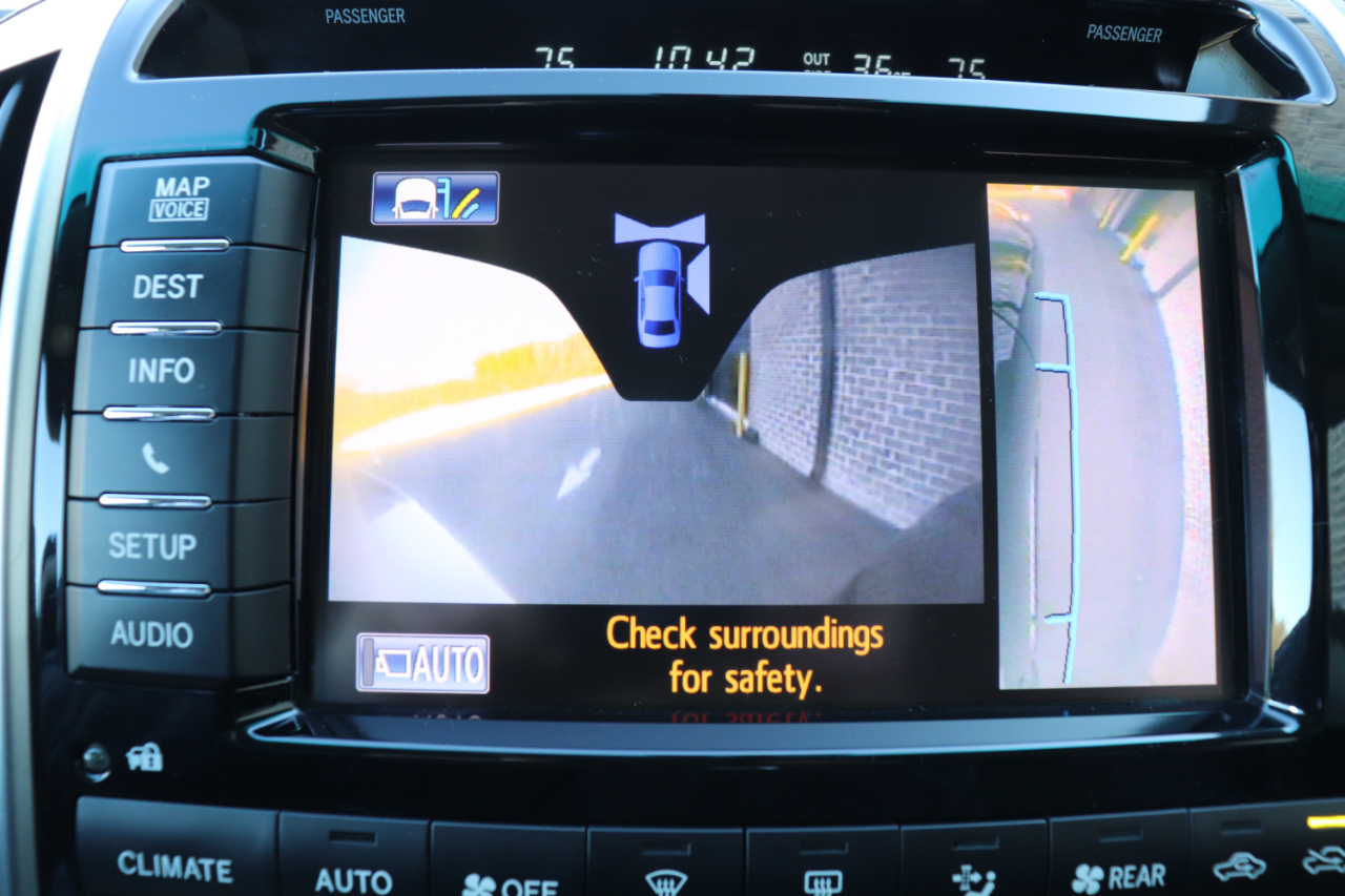 Toyota Land Cruiser 4WD 2013