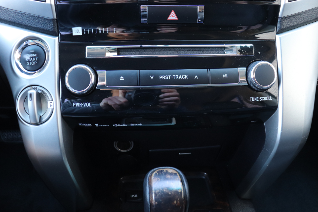 Toyota Land Cruiser 4WD 2013