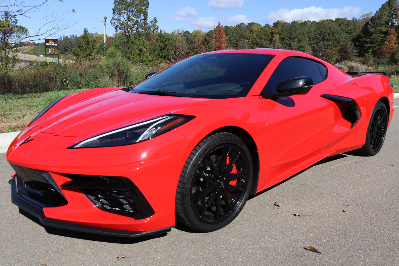 Chevrolet Corvette Z51 2LT Coupe Automatic 2024 Chevrolet Corvette Z51 2LT Coupe Automatic 2024